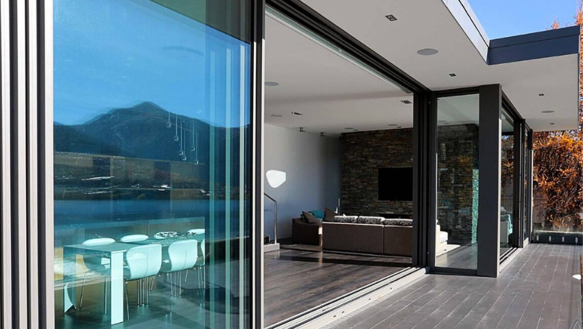 aluminium sliding door
